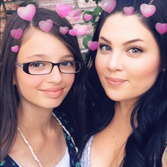 Meet Your Posher - Picture 6 of 8